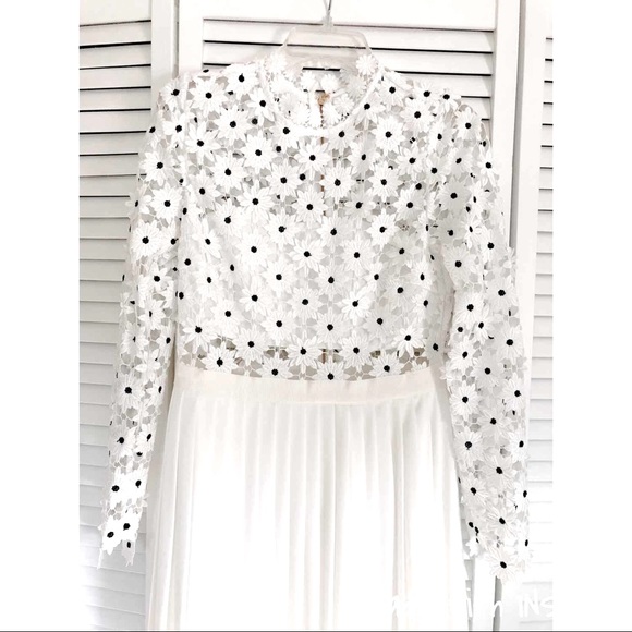 Self-Portrait Daisy Lace Maxi Dress - Picture 6 of 16